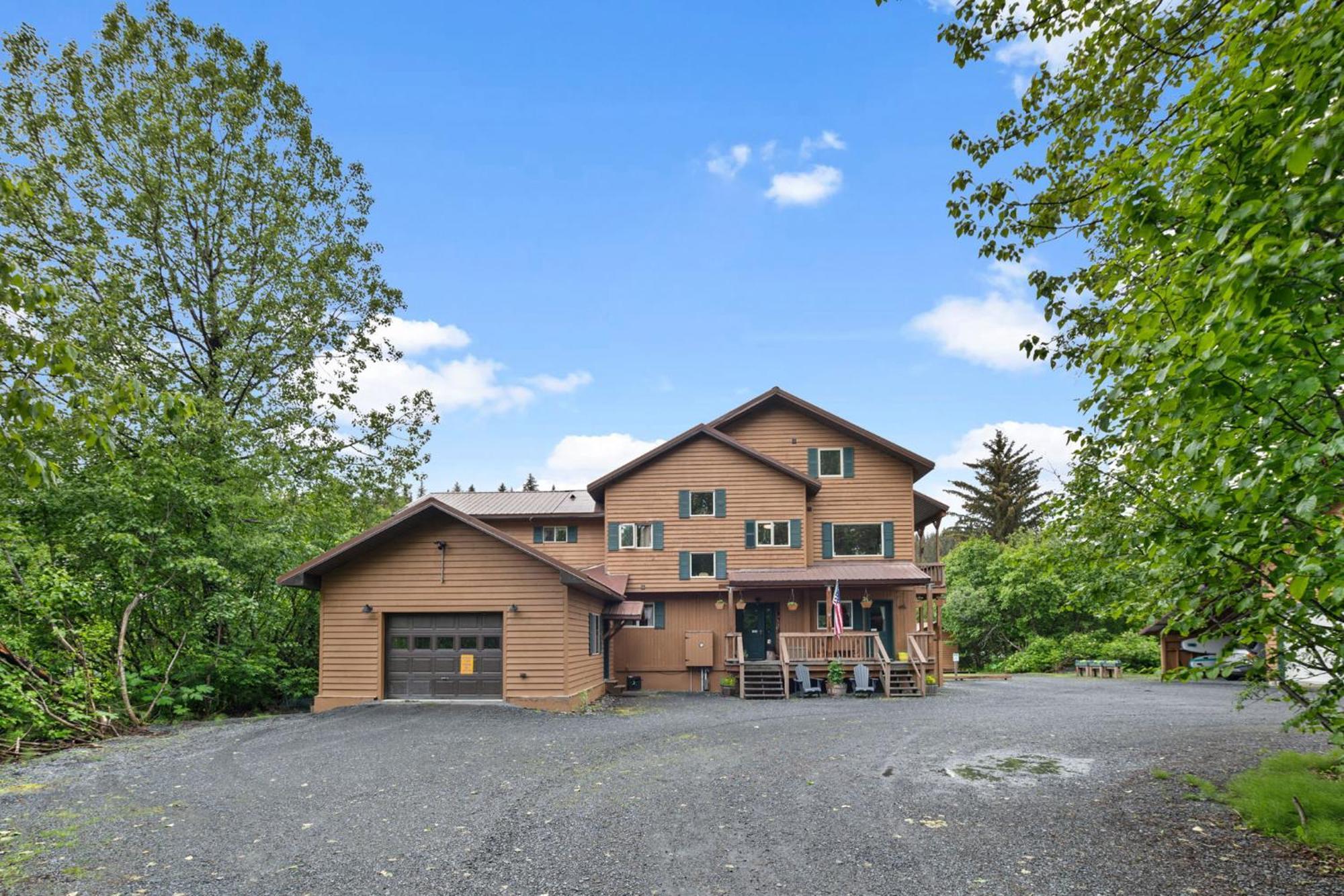 Bear Lake Lodgings B&B, Inc Seward Exterior photo