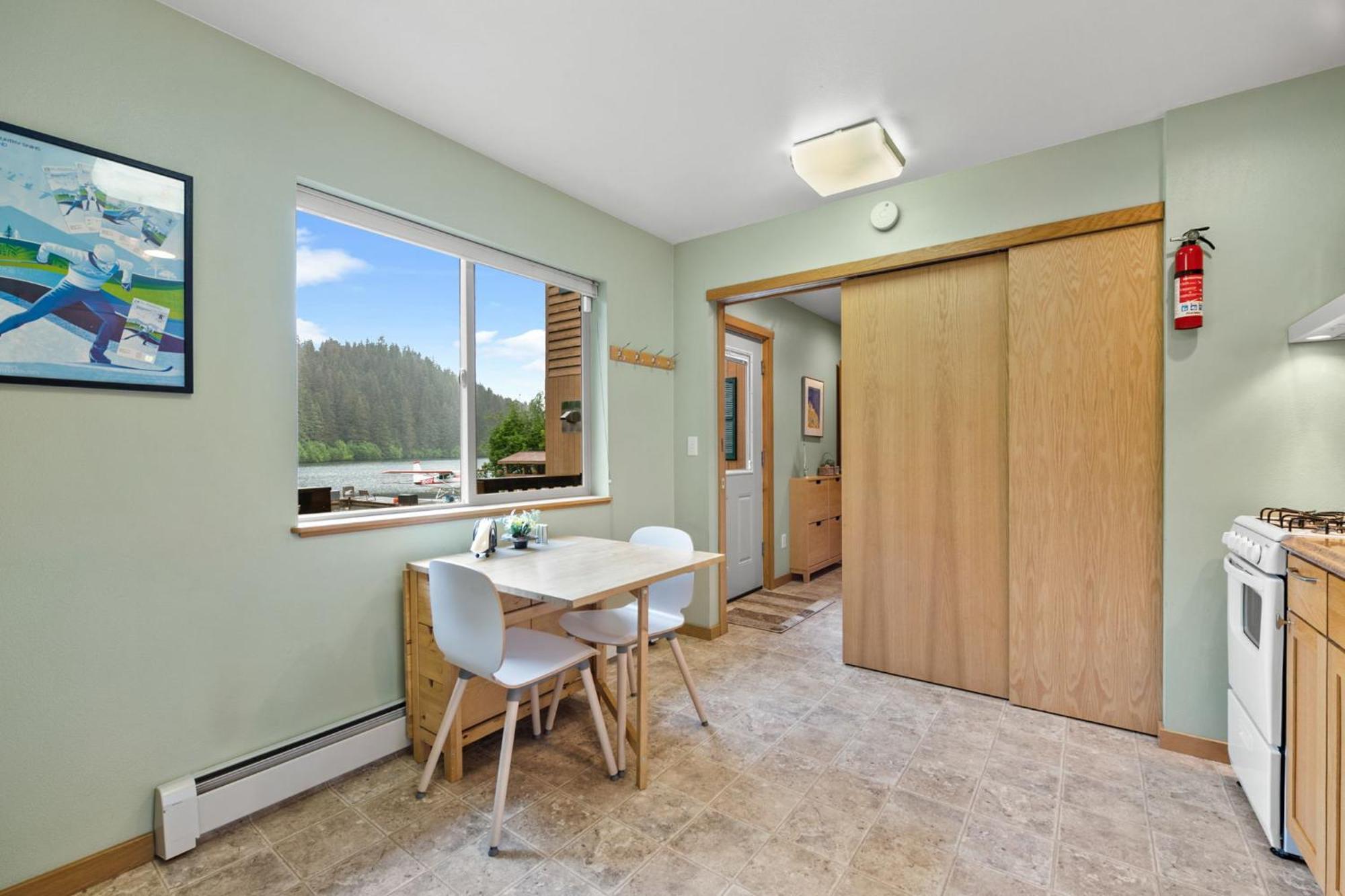Bear Lake Lodgings B&B, Inc Seward Exterior photo