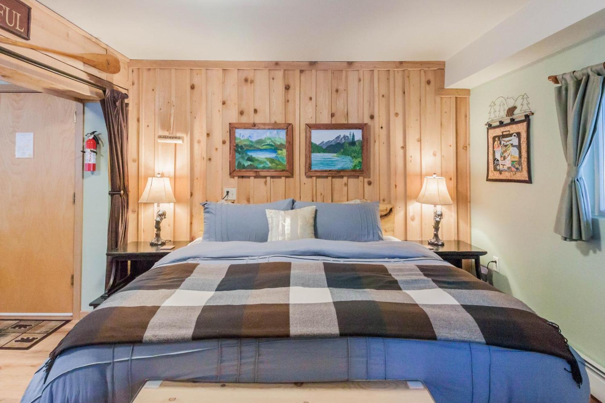 Bear Lake Lodgings B&B, Inc Seward Exterior photo